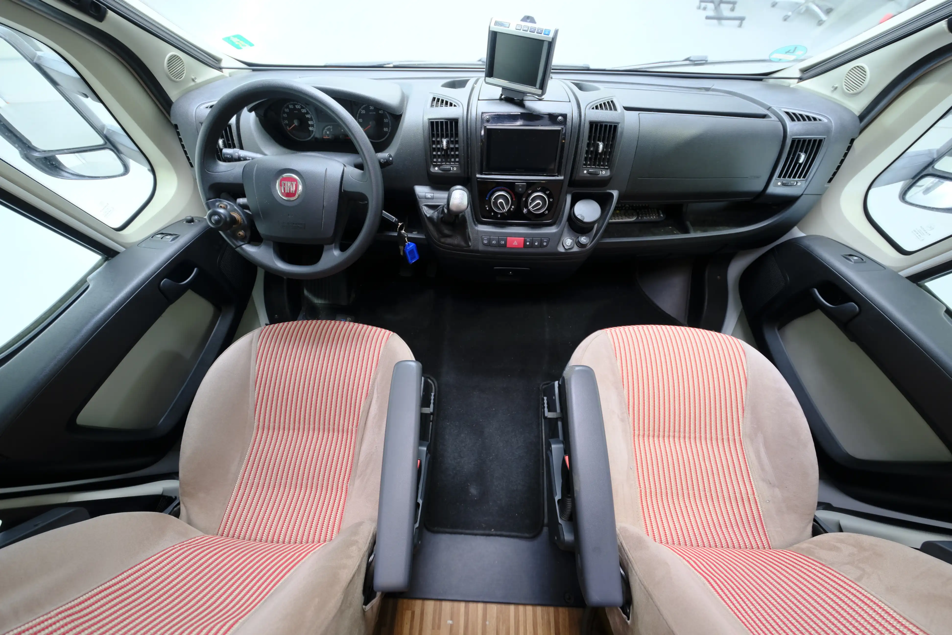 ADRIA Matrix Axess M 590 SG